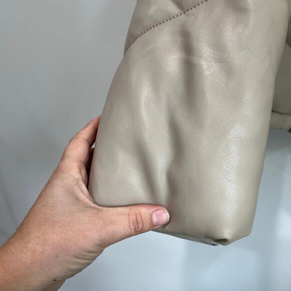 Abercrombie Vegan Leather Puffer Jacket Size M Neutral Beige Cropped Winter - Picture 7 of 9